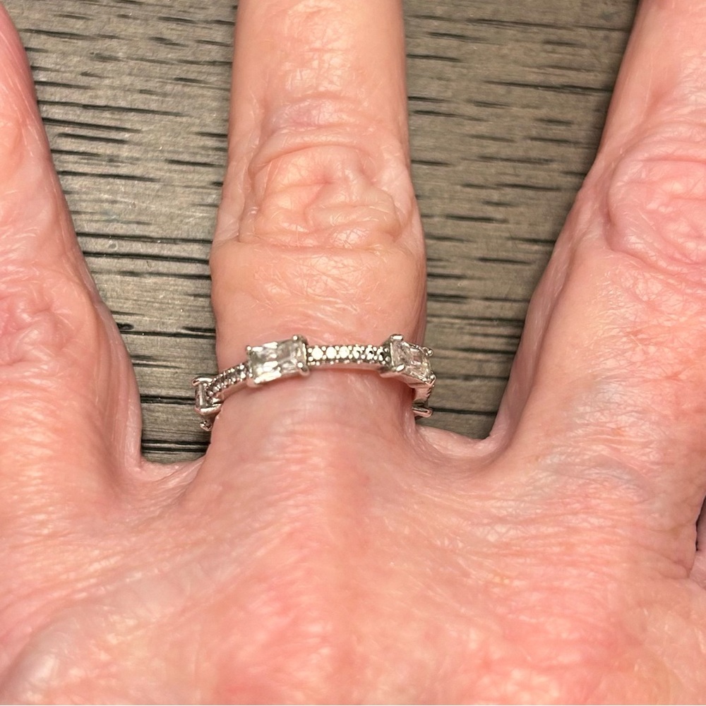 Pandora Rectangular Bars ring. Brand new!